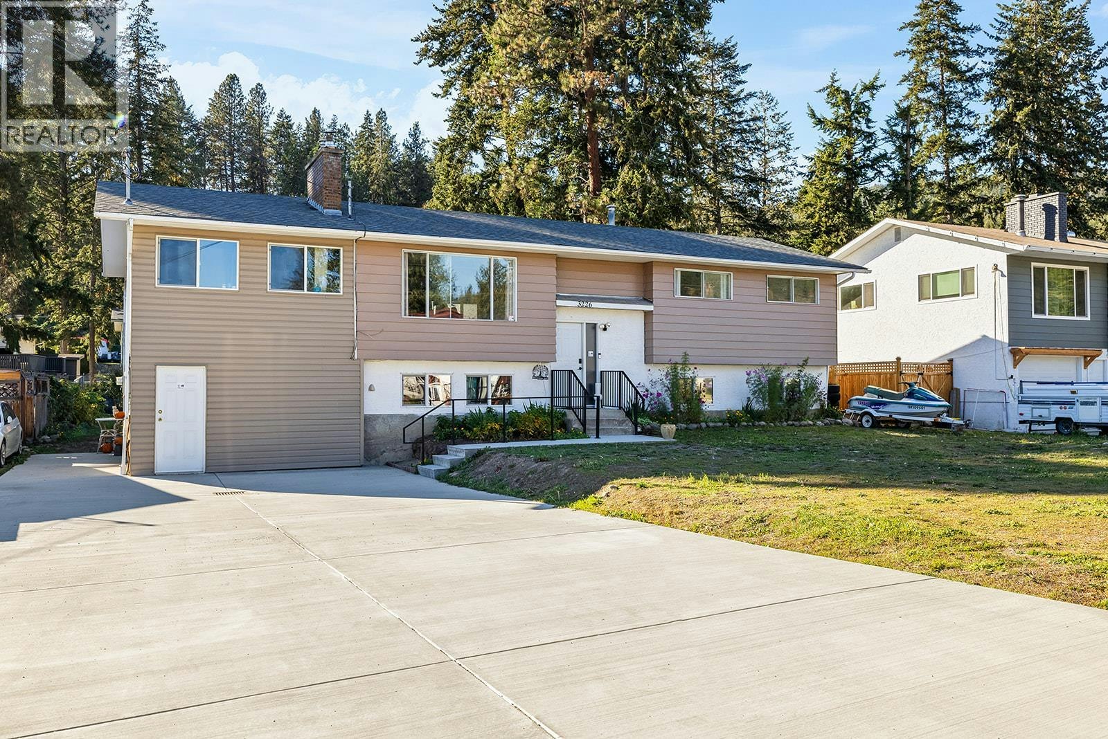 3226 Mcmahon Road, West Kelowna, BC, V4T 1E9
