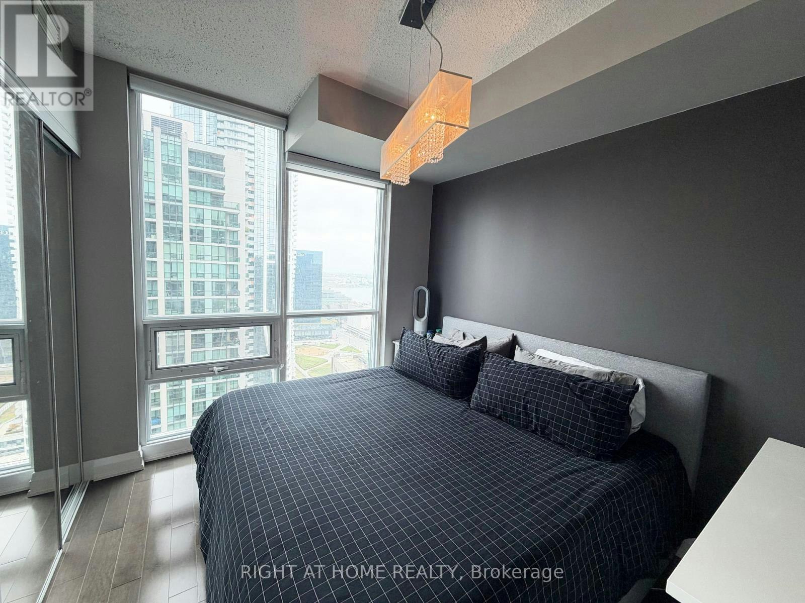 3407-16 Harbour Street, Toronto, ON, M5J 2Z7 - 13