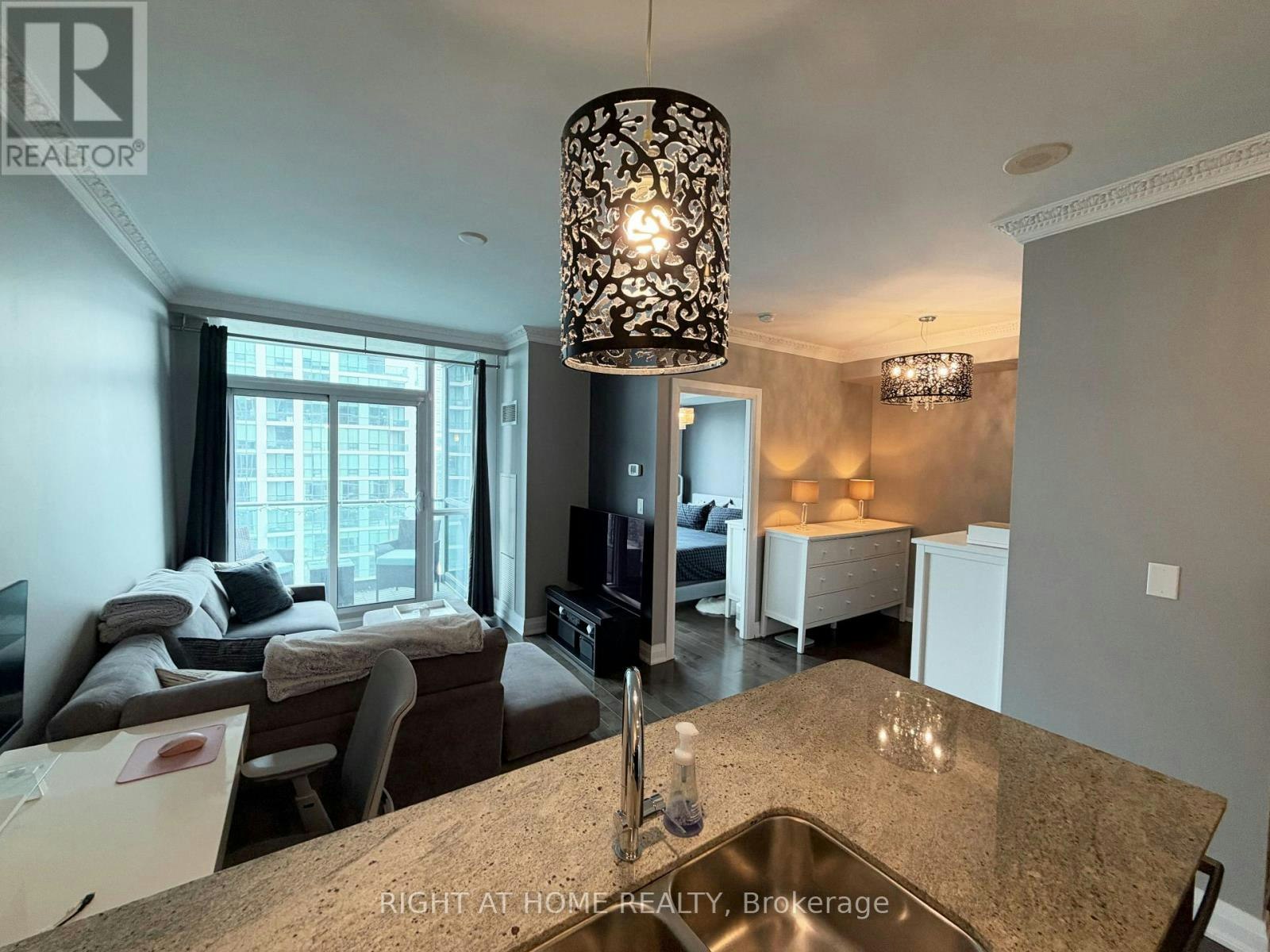 3407-16 Harbour Street, Toronto, ON, M5J 2Z7 - 24