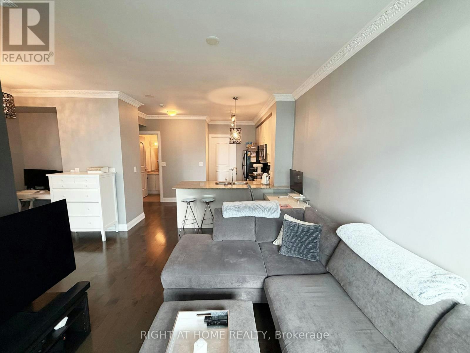 3407-16 Harbour Street, Toronto, ON, M5J 2Z7 - 5