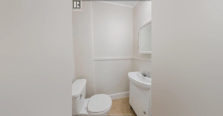 521 Rankin, Windsor, ON, N9B 2R6 - 6