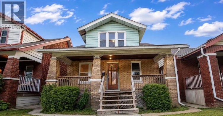 521 Rankin, Windsor, ON, N9B 2R6