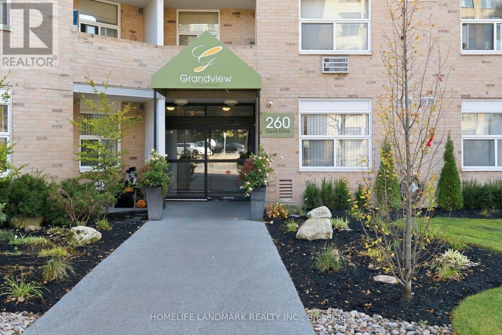 309-260 Davis Drive, Newmarket, ON, L3Y 7C3