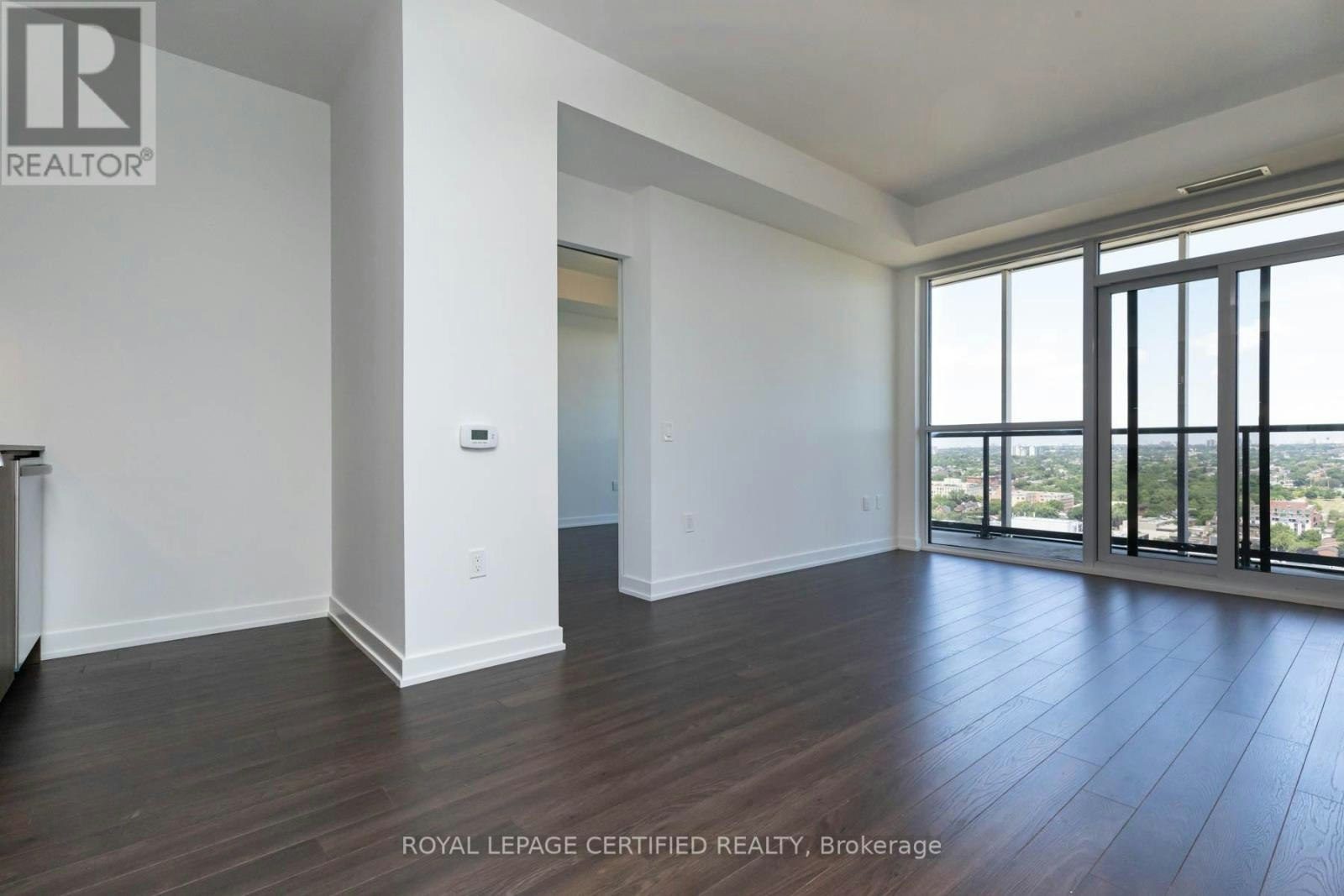 2307-30 Ordnance Street, Toronto, ON, M6K 0C8 - 3