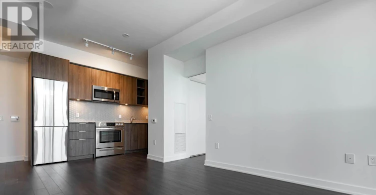 2307-30 Ordnance Street, Toronto, ON, M6K 0C8 - 4