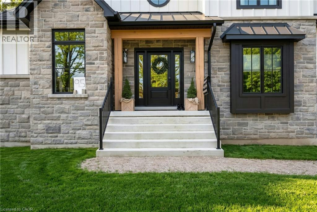 95 Dawn Avenue, Guelph, ON, N1G 4X2