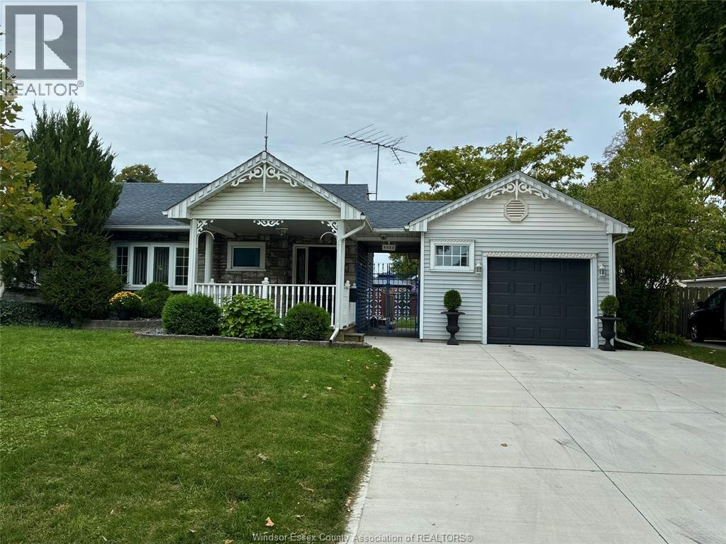 2533 Tourangeau, Windsor, ON, N8W 1P4