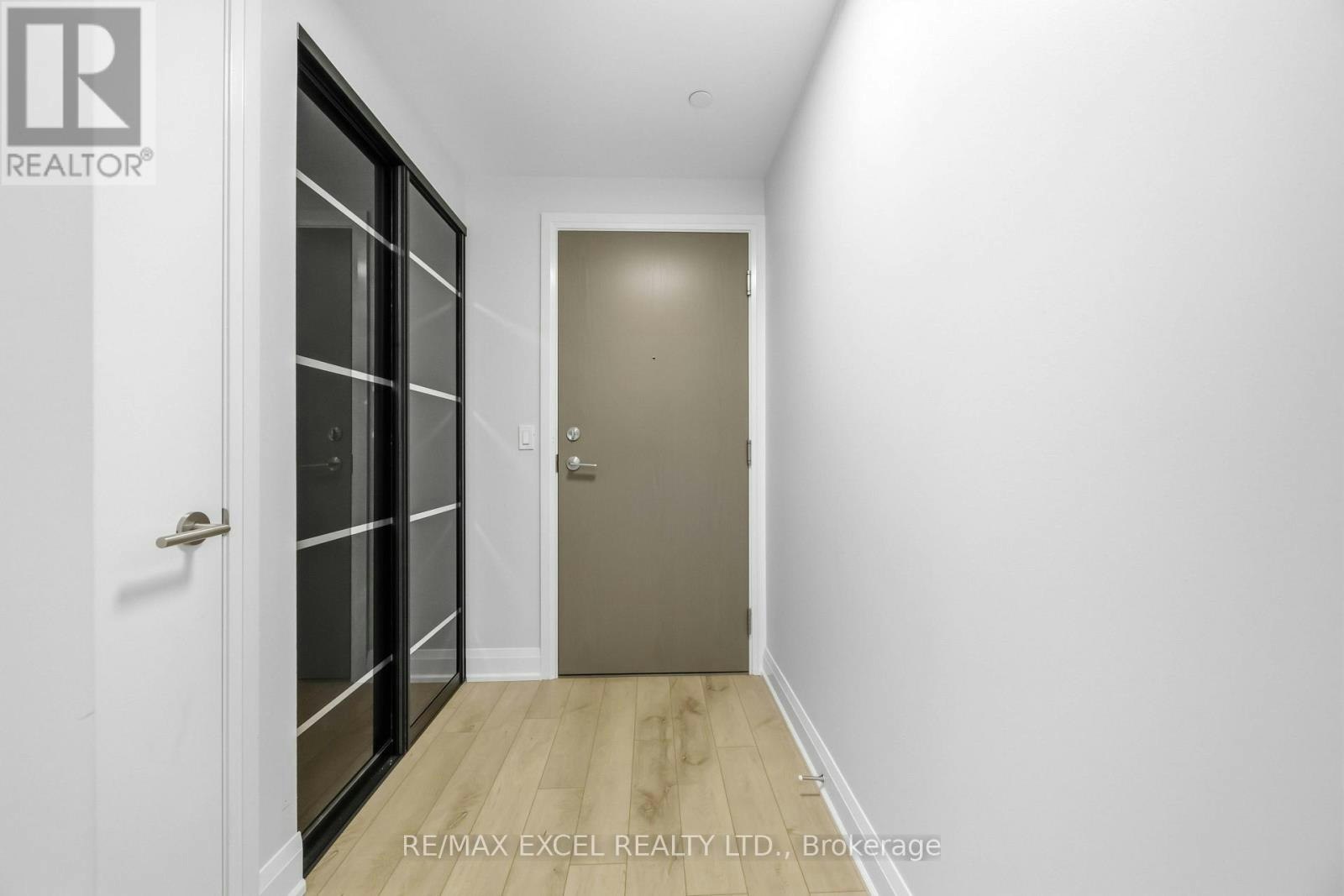417-160 Vanderhoof Avenue, Toronto, ON, M4G 0B7 - 5