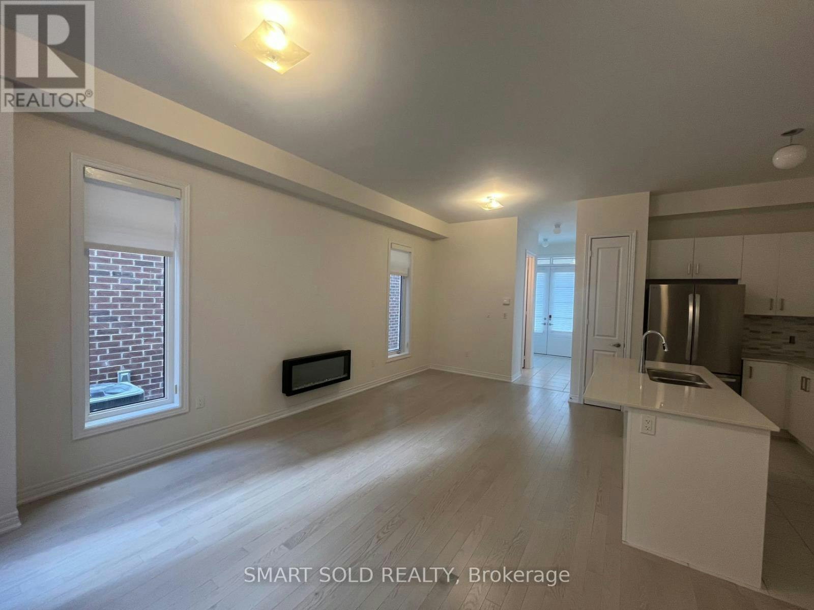 37 Mindanao Avenue, Markham, ON, L6C 3E1 - 7