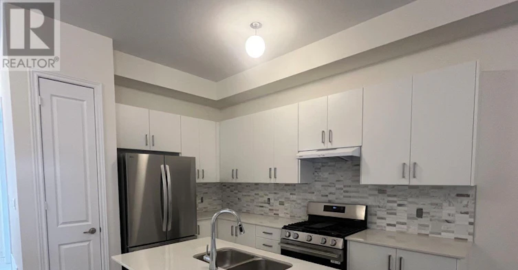 37 Mindanao Avenue, Markham, ON, L6C 3E1 - 6
