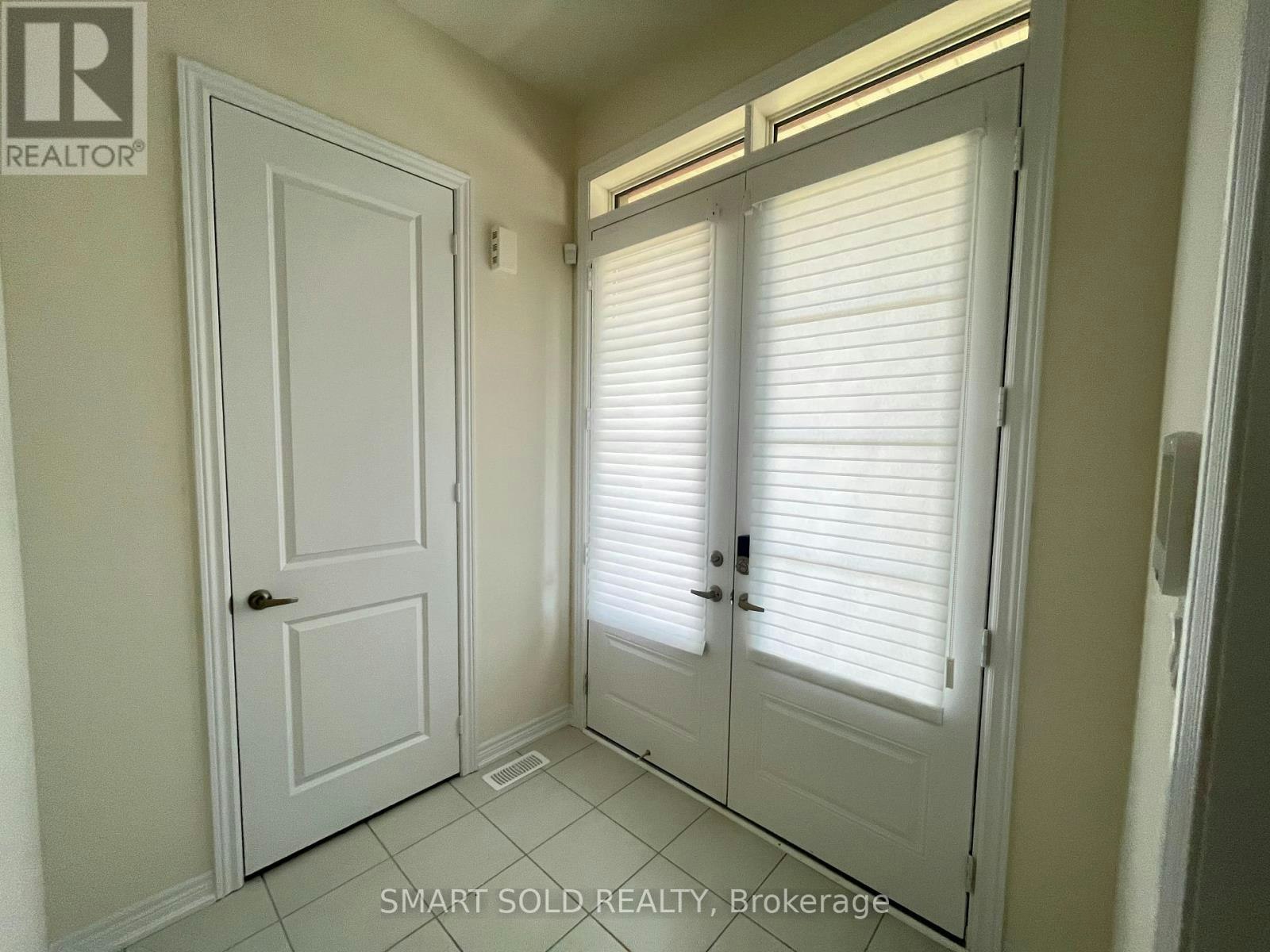 37 Mindanao Avenue, Markham, ON, L6C 3E1 - 2