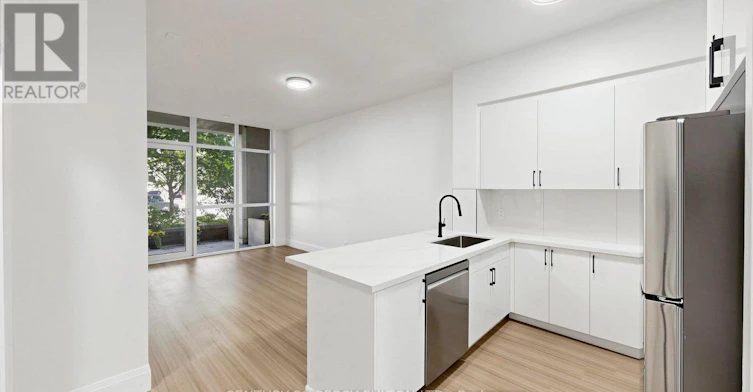 102-57 Upper Duke Crescent, Markham, ON, L6G 0B9 - 11