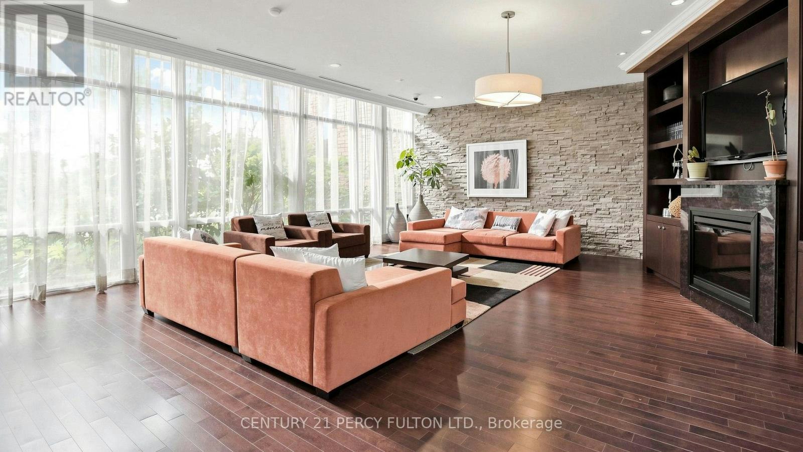 102-57 Upper Duke Crescent, Markham, ON, L6G 0B9 - 36