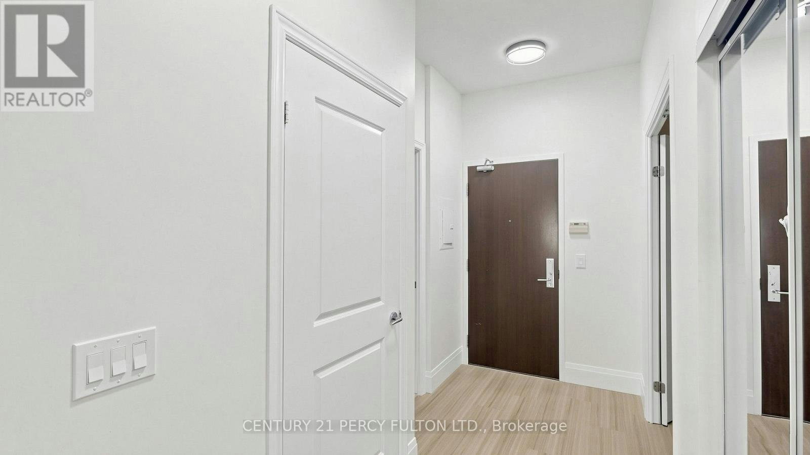 102-57 Upper Duke Crescent, Markham, ON, L6G 0B9 - 29