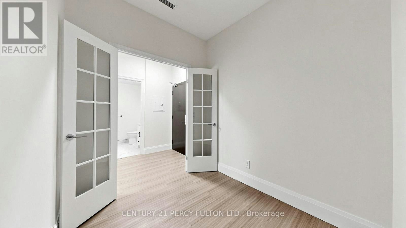 102-57 Upper Duke Crescent, Markham, ON, L6G 0B9 - 24