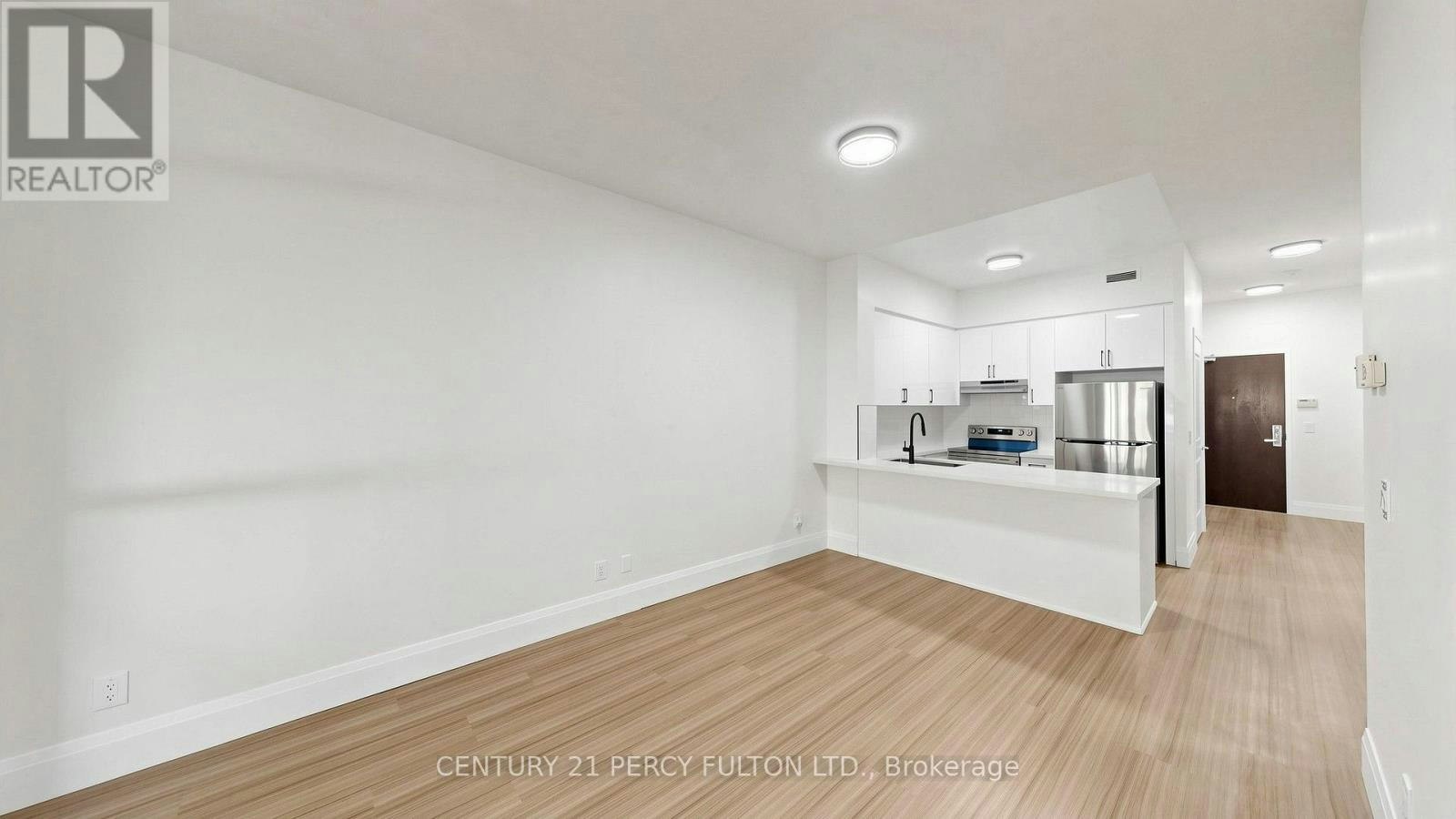 102-57 Upper Duke Crescent, Markham, ON, L6G 0B9 - 5