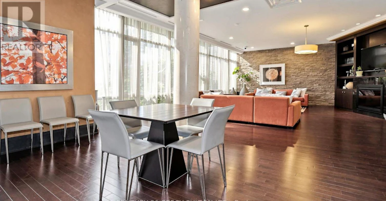 102-57 Upper Duke Crescent, Markham, ON, L6G 0B9 - 40