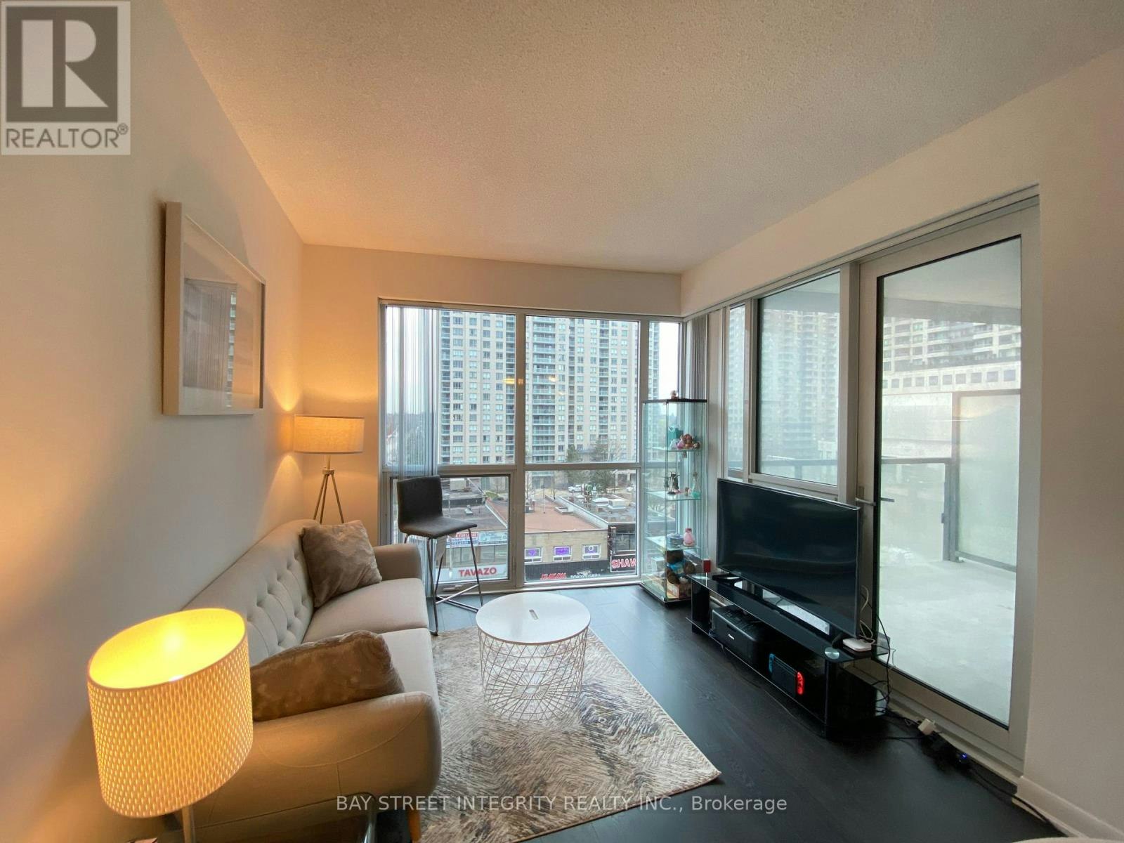 307-5168 Yonge Street, Toronto, ON, M2N 5P6 - 5