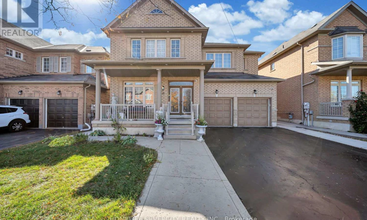 70 Appleaire Crescent