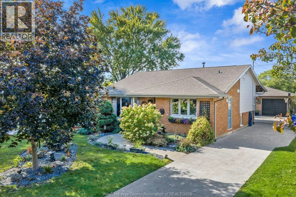 1117 Coventry, Windsor, ON, N8S 2W8