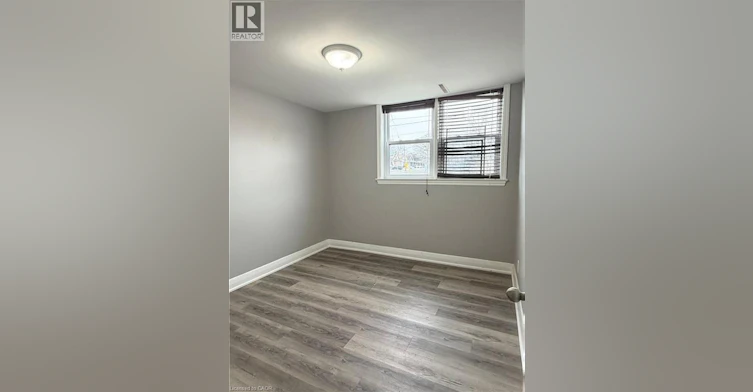 5-318 Dolph Street S, Cambridge, ON, N3H 2C2 - 4