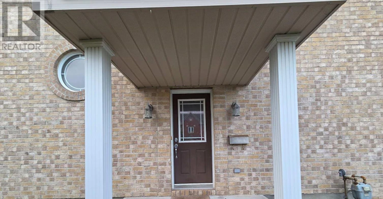 229 Leamington Way, Ottawa, ON, K2J 3T6 - 2