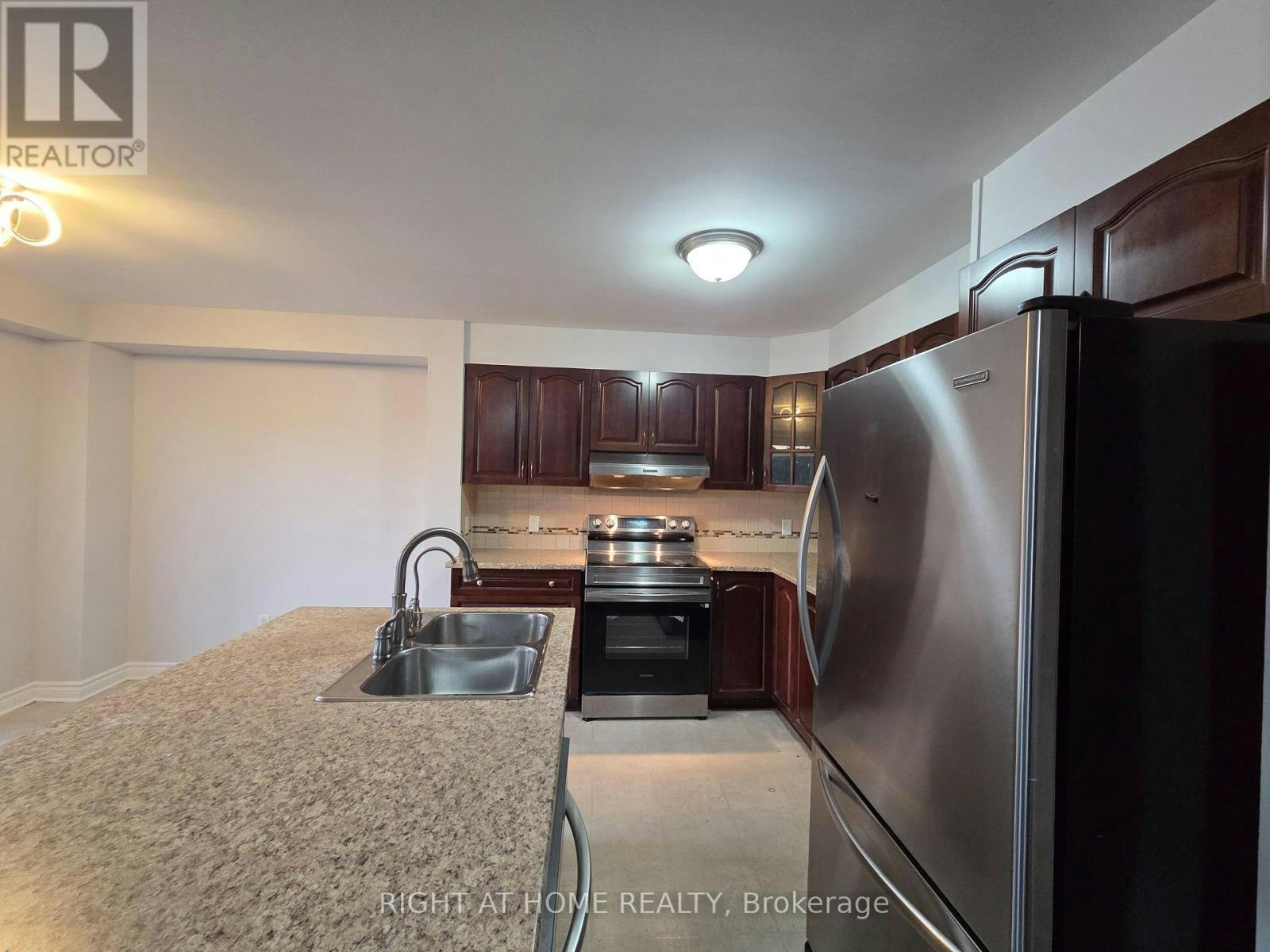 229 Leamington Way, Ottawa, ON, K2J 3T6 - 7