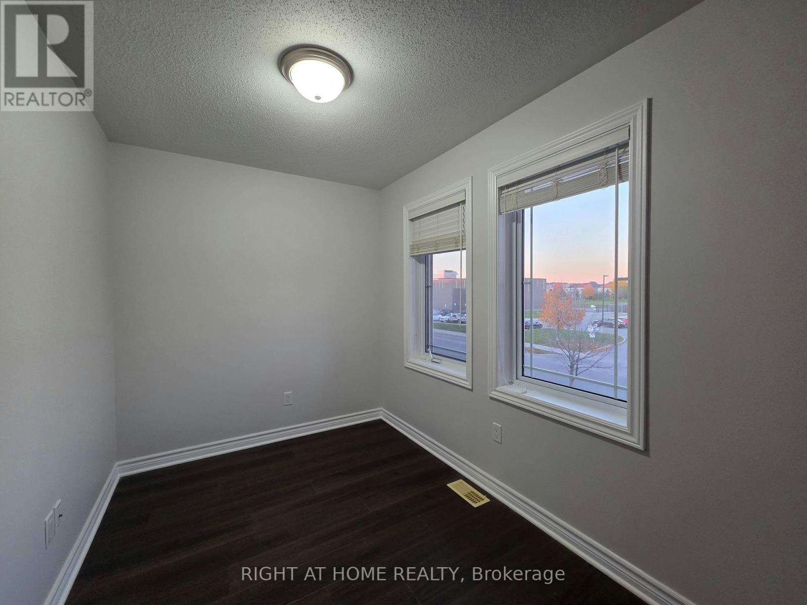229 Leamington Way, Ottawa, ON, K2J 3T6 - 12