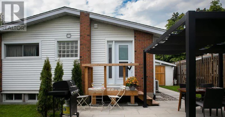 A-2219 Melfort Street, Ottawa, ON, K1G 1H6 - 2