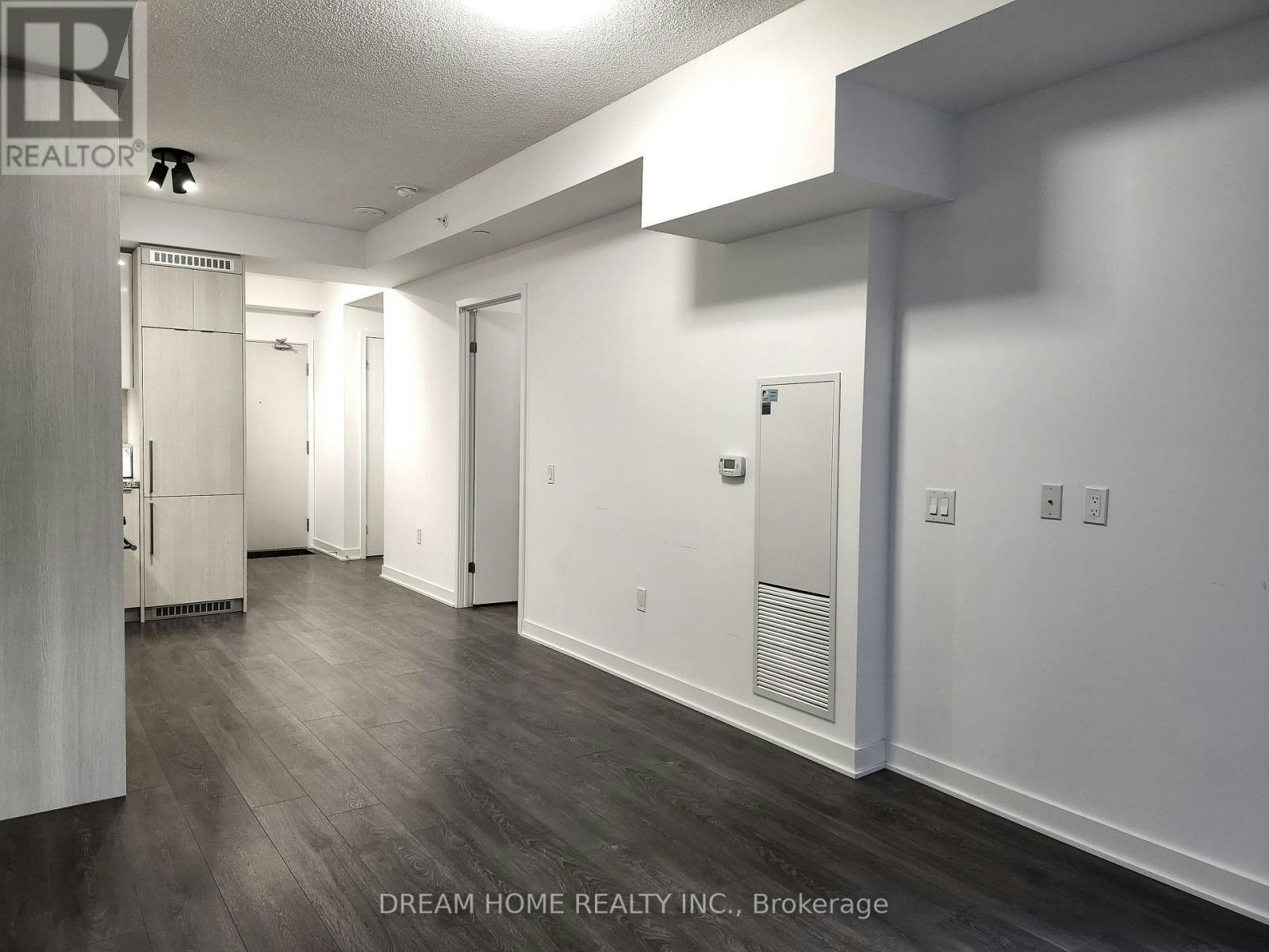 712-115 Blue Jays Way, Toronto, ON, M5V 0N4 - 4
