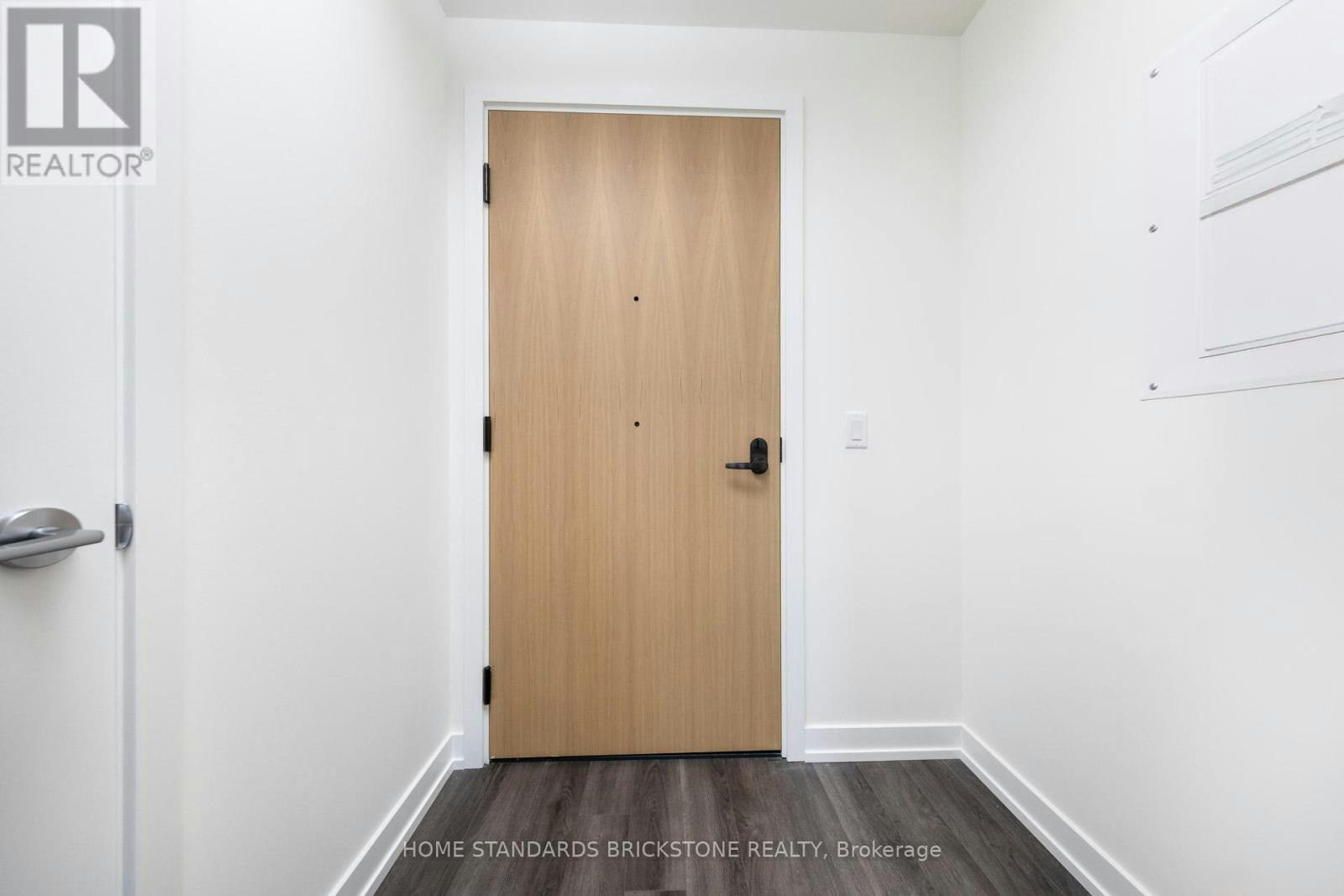 4607-89 Church Street, Toronto, ON, M5C 0B7 - 5