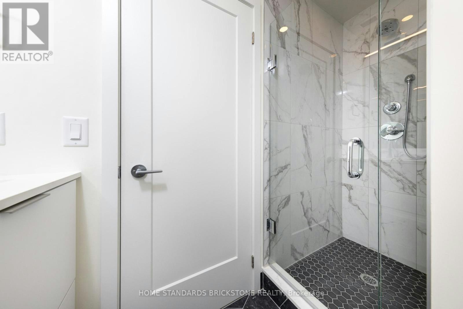 4607-89 Church Street, Toronto, ON, M5C 0B7 - 24