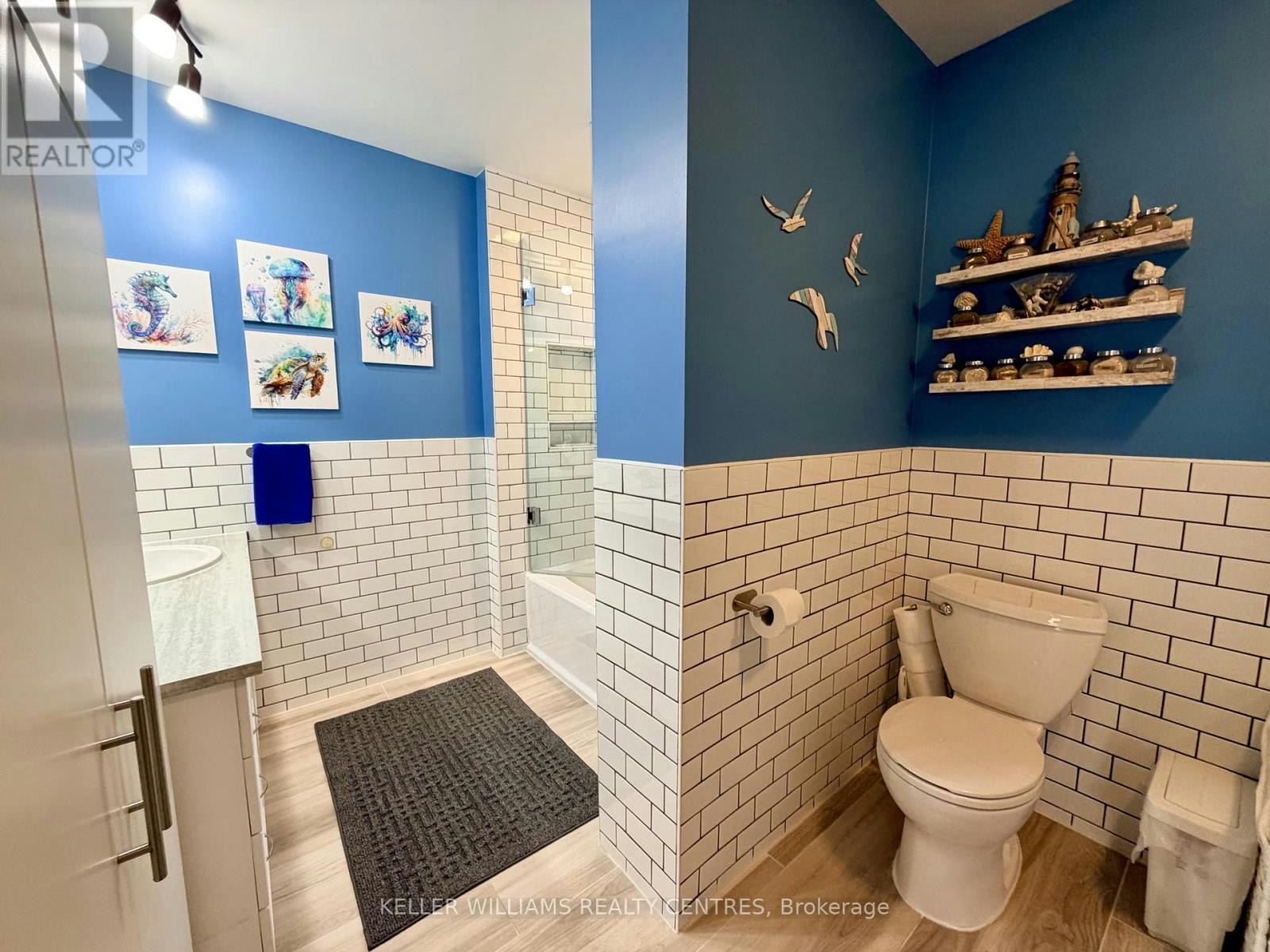 18 Bushey Avenue, Essa, ON, L3W 0L2 - 34