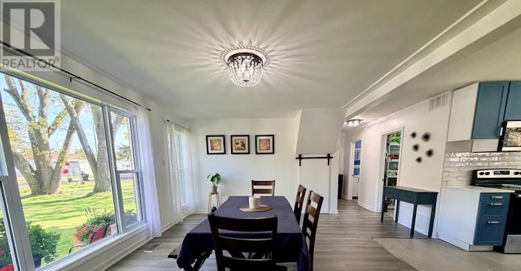 18 Bushey Avenue, Essa, ON, L3W 0L2 - 10