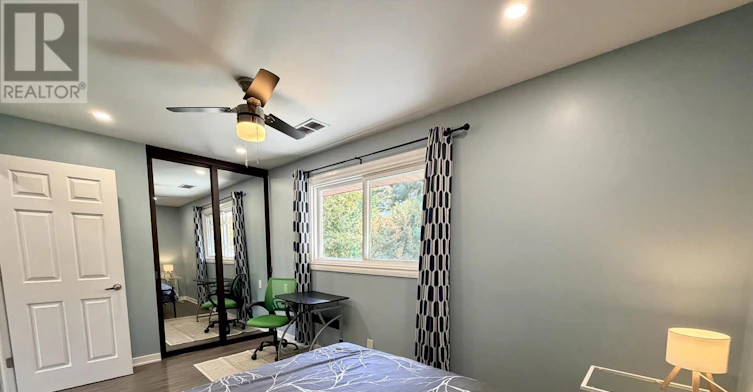 18 Bushey Avenue, Essa, ON, L3W 0L2 - 31