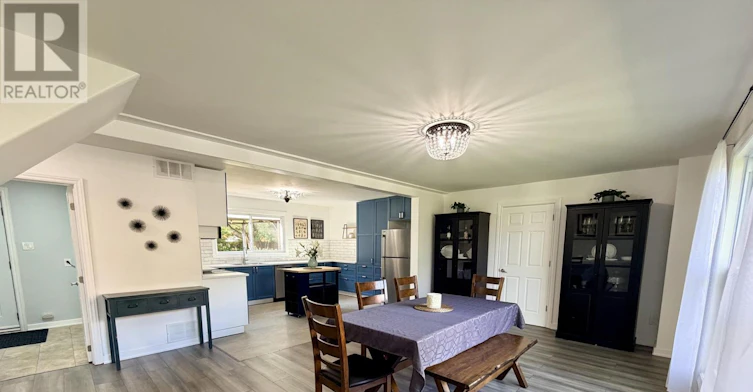 18 Bushey Avenue, Essa, ON, L3W 0L2 - 14