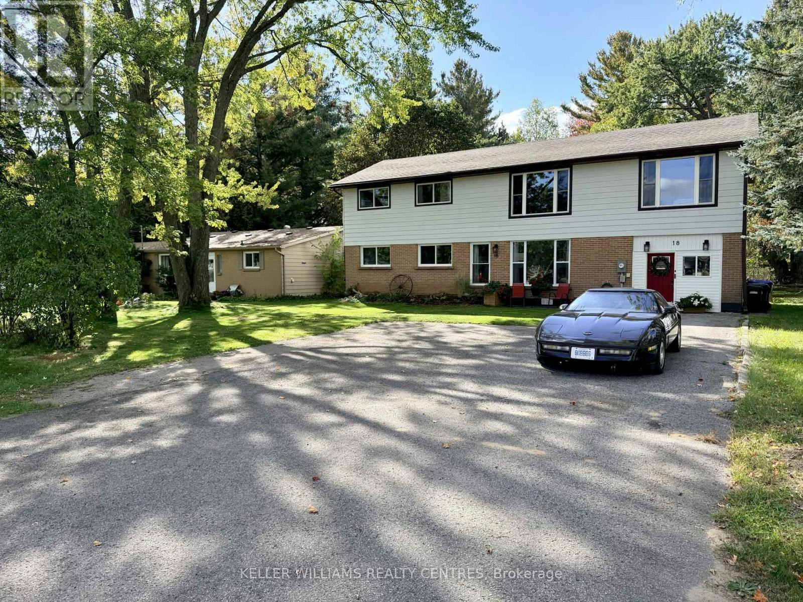 18 Bushey Avenue, Essa, ON, L3W 0L2 - 2