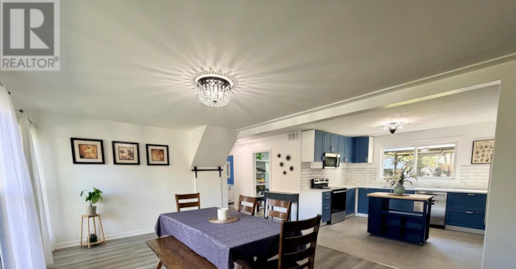 18 Bushey Avenue, Essa, ON, L3W 0L2 - 13