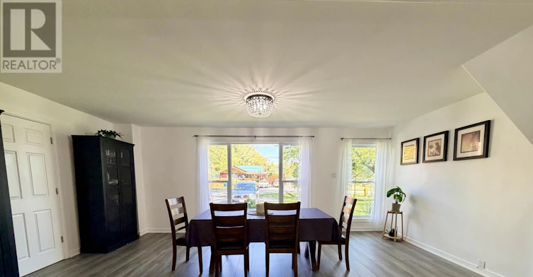 18 Bushey Avenue, Essa, ON, L3W 0L2 - 12