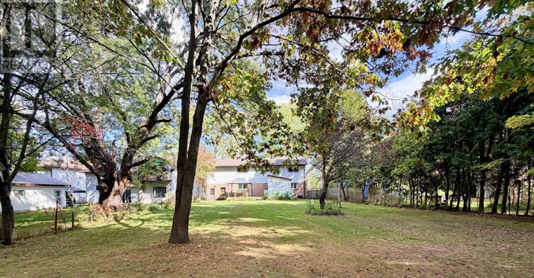 18 Bushey Avenue, Essa, ON, L3W 0L2 - 47