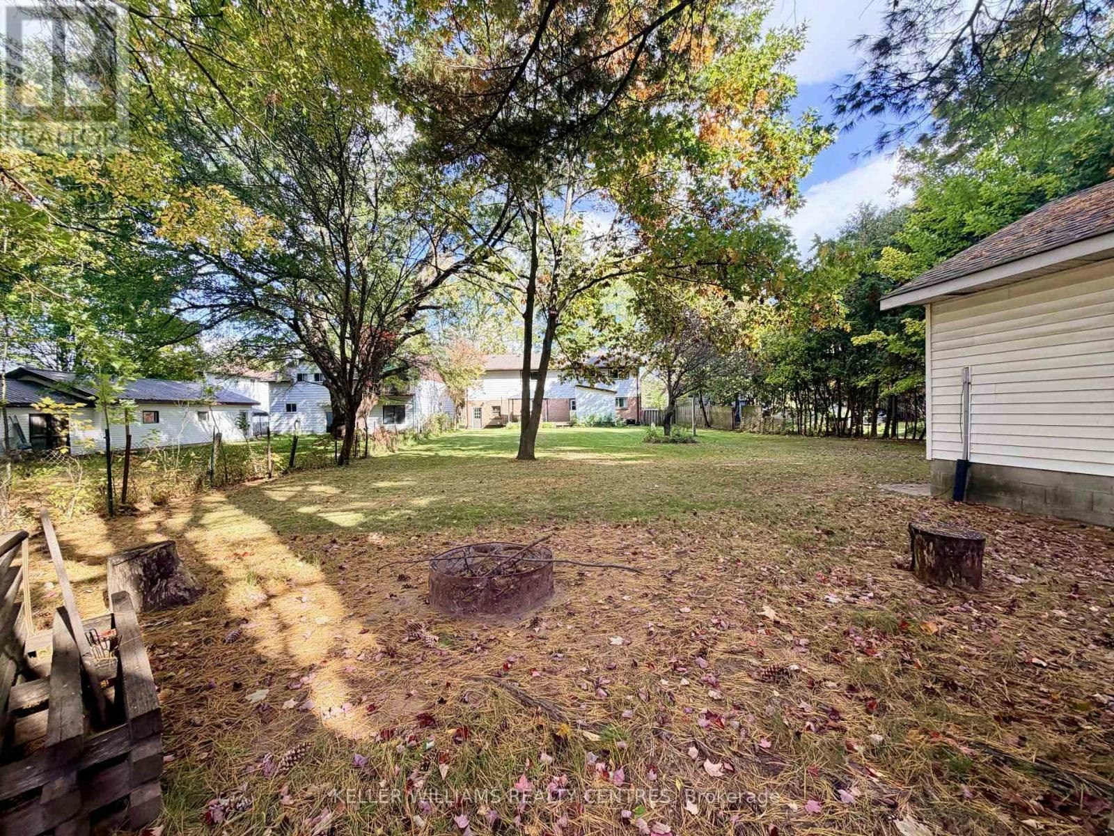 18 Bushey Avenue, Essa, ON, L3W 0L2 - 48