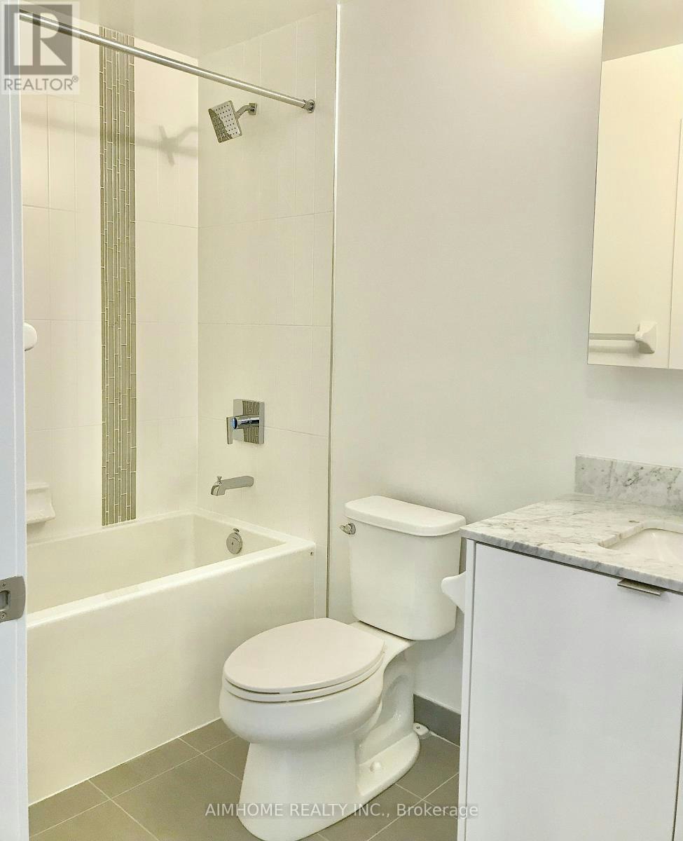 1023-100 Eagle Rock Way, Vaughan, ON, L6A 5B9 - 7