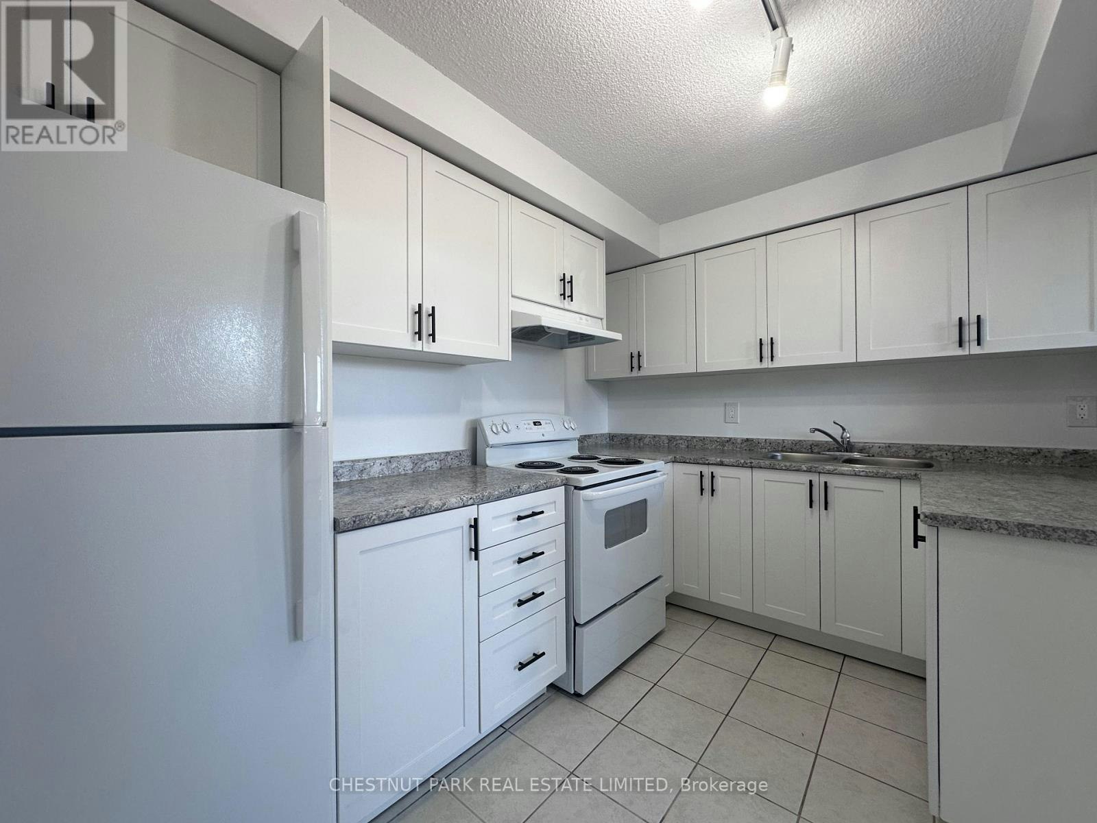 109-1060 Caven Street, Mississauga, ON, L5G 4J5 - 13