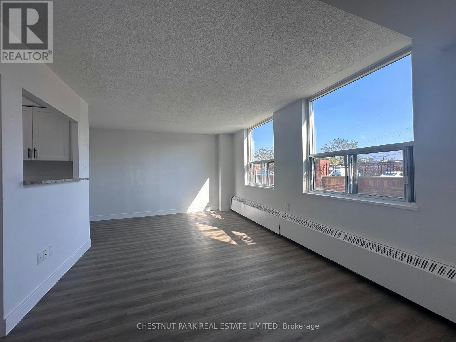 109-1060 Caven Street, Mississauga, ON, L5G 4J5 - 10