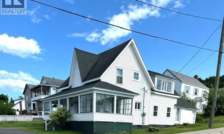 442 Adelaide Street