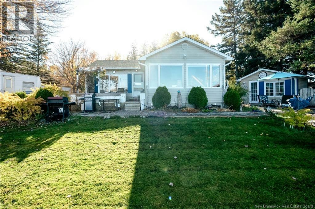 40 Au Bord De L'eau Road, Notre-Dame, NB, E4V 1S8