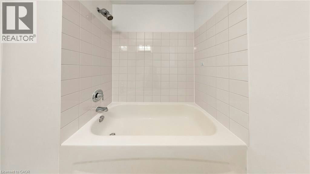 59 Longwood Road N, Hamilton, ON, L8S 3V2 - 12