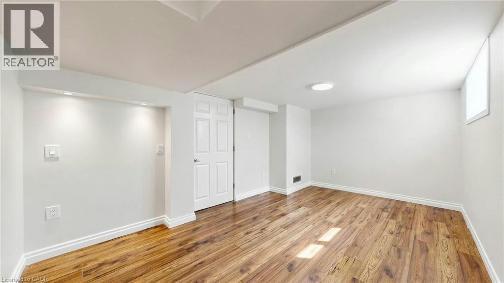 59 Longwood Road N, Hamilton, ON, L8S 3V2 - 18