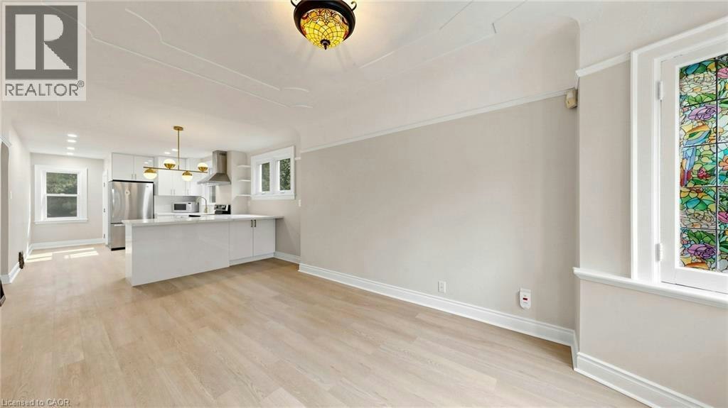 59 Longwood Road N, Hamilton, ON, L8S 3V2 - 5