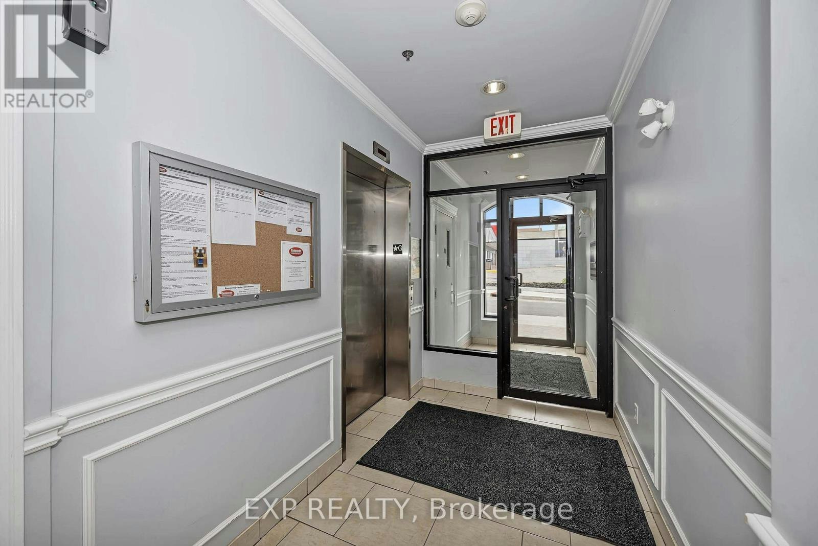305-6 Grove Avenue, Ottawa, ON, K1S 3A6 - 7